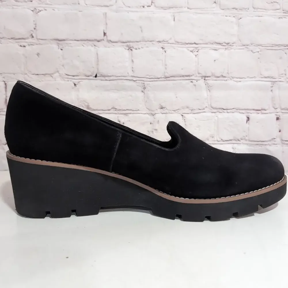 Vionic Women's Size 10 Willa Wedge Water Repellent Black Suede Euro 41